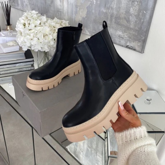 CHARLES & KEITH Leather Black Boots - Picture 10 of 11